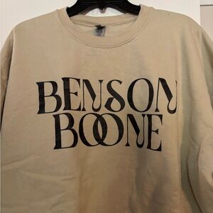 Benson Boone Beige Sweatshirt